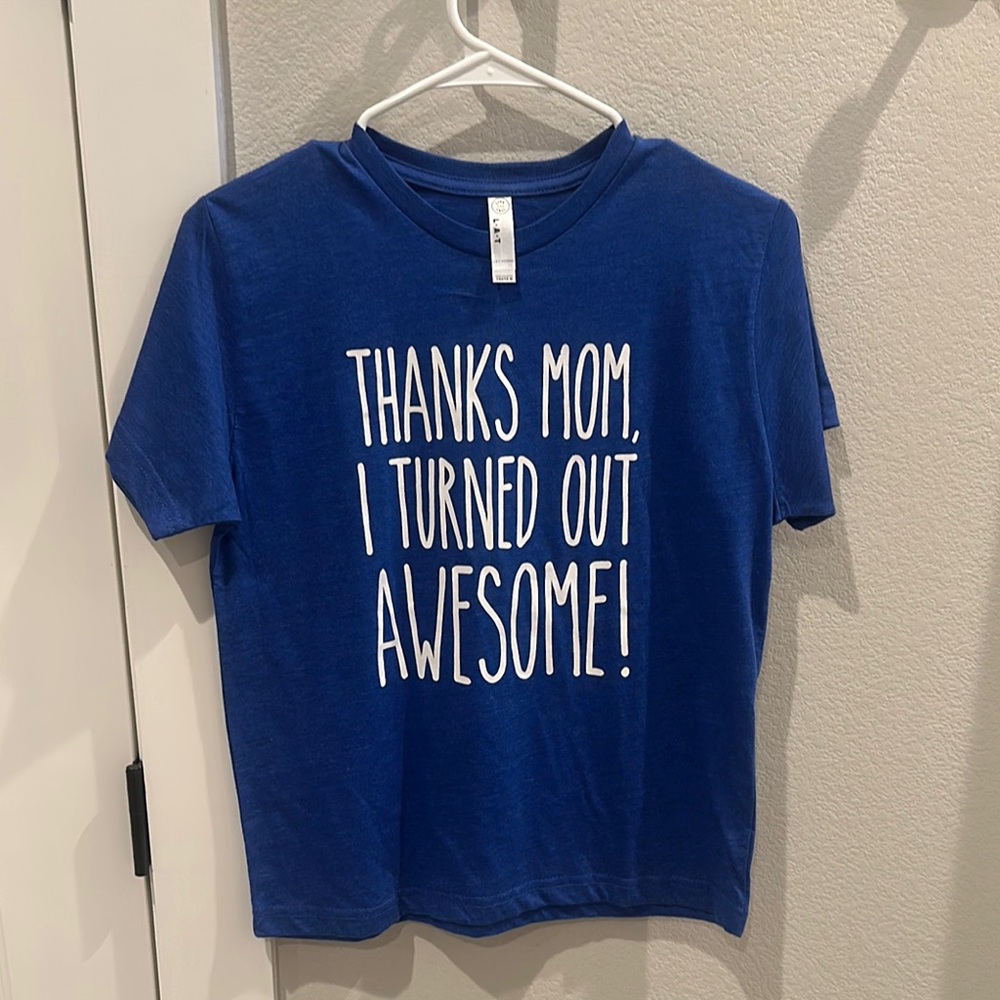 New NWOT Boys Youth Size M Medium Kids Blue Graphic T-Shirt Funny Thanks Mom